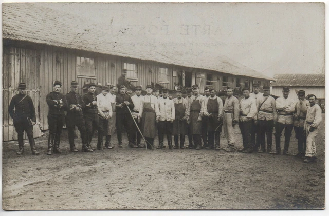 CHALONS SUR MARNE - Marne - CPA 51 - Vie MILITAIRE - le camp - CARTE PHOTO
