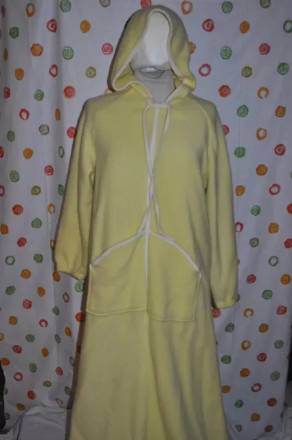 Vintage 1970 - 80's Women`s Large MONTGOMERY WARD Yellow Fuzzy ROBE housecoat