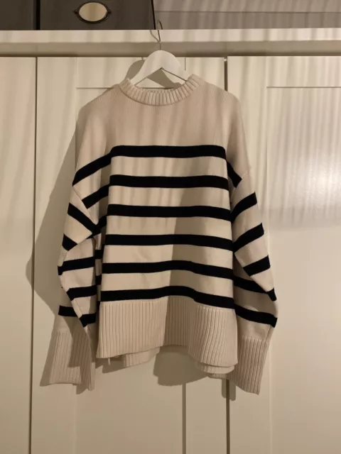 Maglia a righe store bianca e nera zara