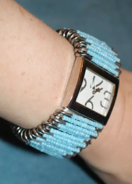 Safety-pin aqua bead stretchy woman's watch, analog