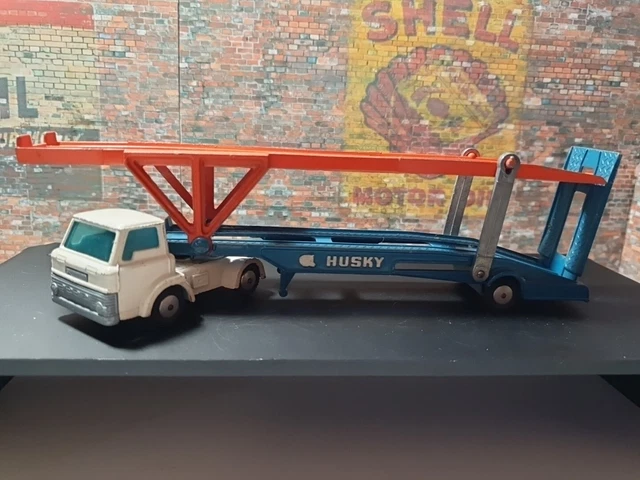 Corgi Super Juniors N°2002 - Ford D Hoyl MK.II Car Transporter - Camion Jouet