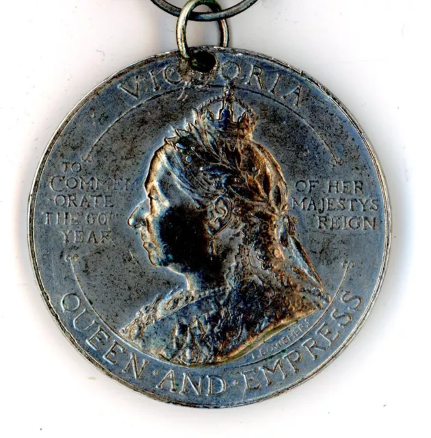Queen Victoria Diamond Jubilee medal medallion Clumber white metal #52 antique