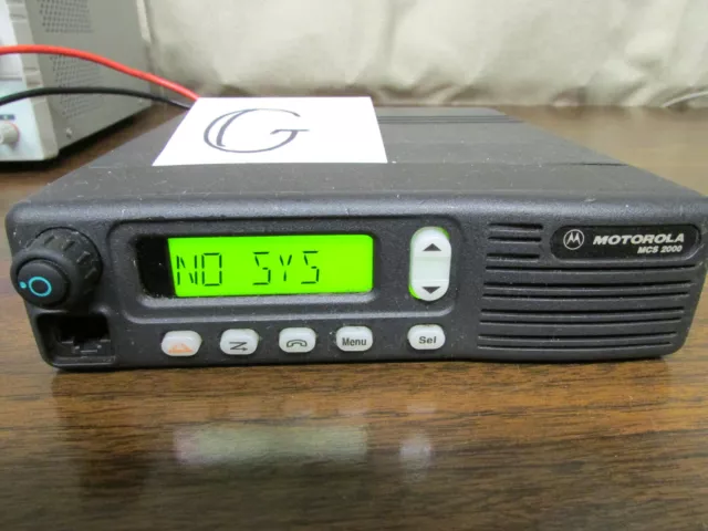 G - Motorola MCS 2000 Mobile Radio 800MHz UHF 250 Channels M01HX+812W AS-IS
