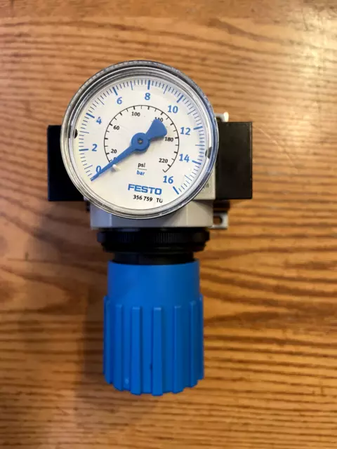 FESTO LR-1/2-D-MIDI Manual Pressure Regulator w/ MA-50-16-1/4 Gauge