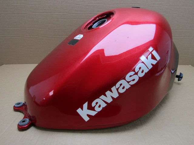 KAWASAKI ZX-9R NINJA C2 1999 40,629 miles petrol fuel tank (14654