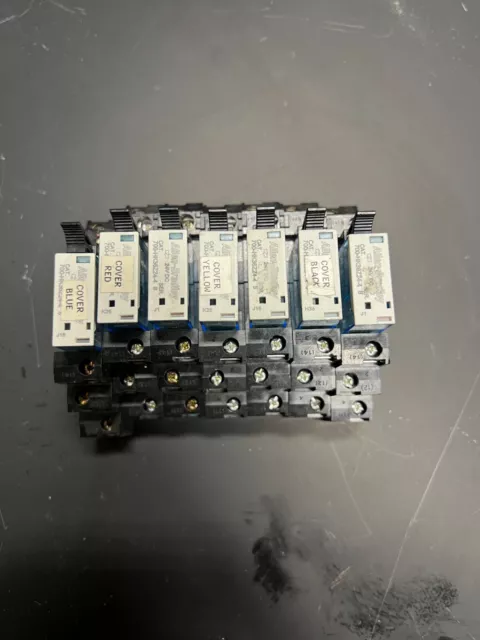 (Lot of 7) Allen Bradley Relays 700-HK36Z24-4 24VDC  W/ Base 700-HN121