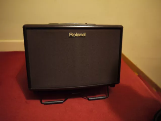 Roland AC-60 RW Acoustic Chorus Guitar Amplifier (Rosewood) 2 X 30 watts