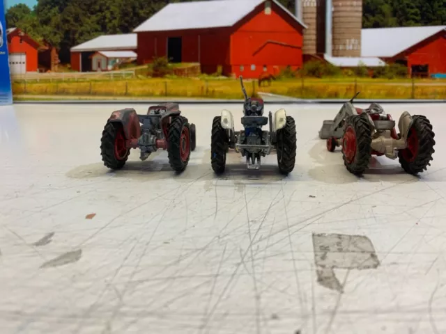 Corgi.1:43.Farm.tractors.massey Ferguson 165 & 65, Ford 5000 Super Major.tractor 3