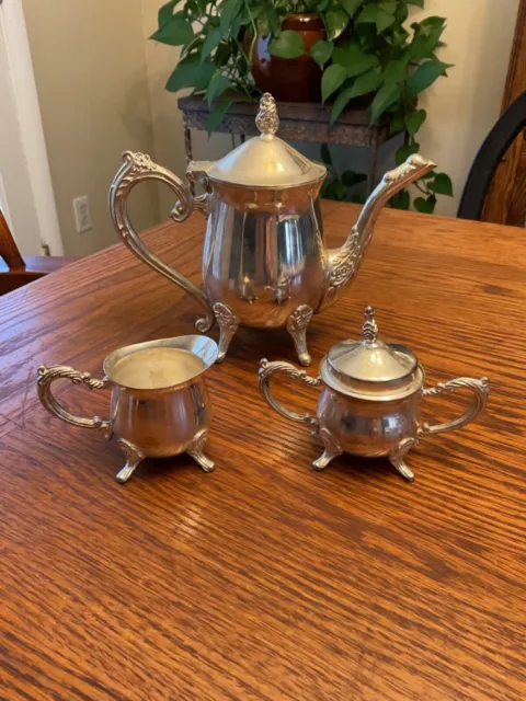 VTG Silver Plate Tea Set (Tea pot, Sugar Dish w/lid & Creamer)