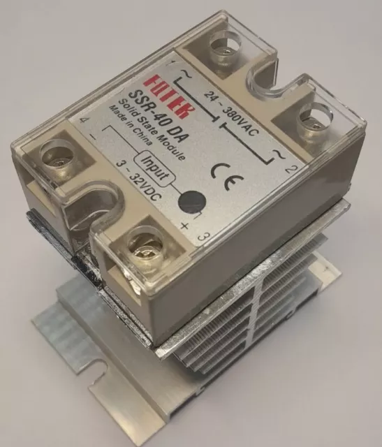 SSR-40DA 40A AC / DC SSR Solid State Relay, Heat Sink NO COVER 3v - 32v Dc input