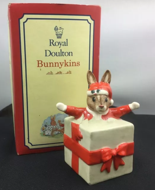 Lovely Royal Doulton Bunnykins ''Christmas Surprise'' DB 146 USC RD8697