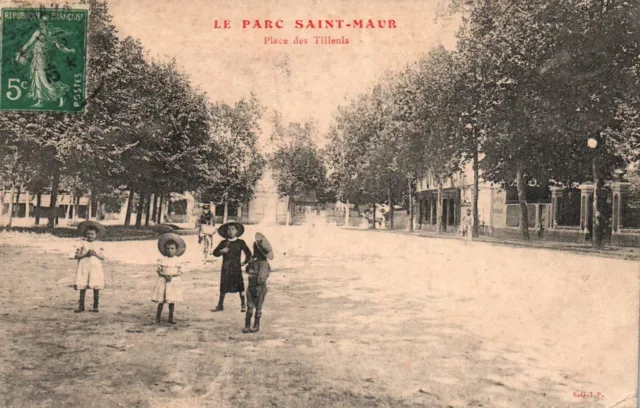 CPA 94 - Parc de SAINT MAUR (Val de Marne) - Place des Tilleuls (animated)