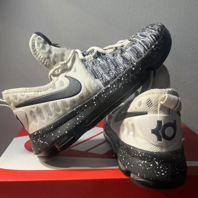 Kevin durant hotsell sneakers youth