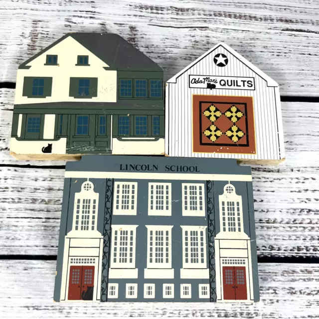 The Cats Meow Village Lot Of 3 Collectible Houses Hagerstown 1993-94 Barn School