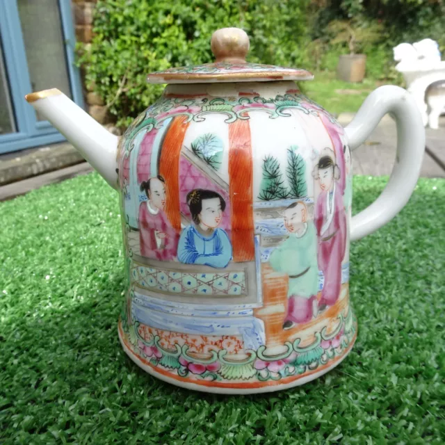 SUPERB 19th c. CHINESE EXPORT ROSE MEDALLION TEAPOT: INTRICATE DECORATION c1890s