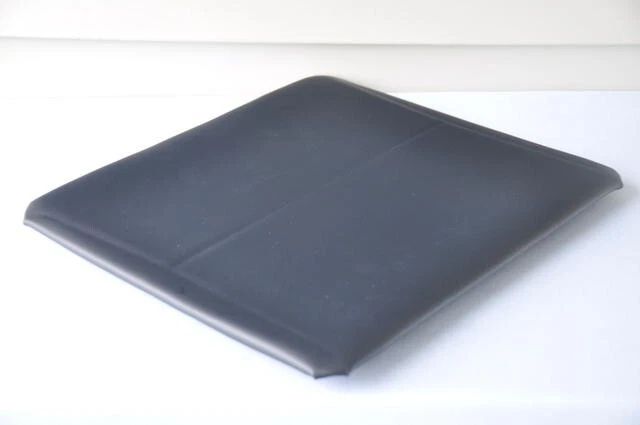 Black Replacement Seat Pad Vinyl Cushion for  Resin Folding Chair 1 Count