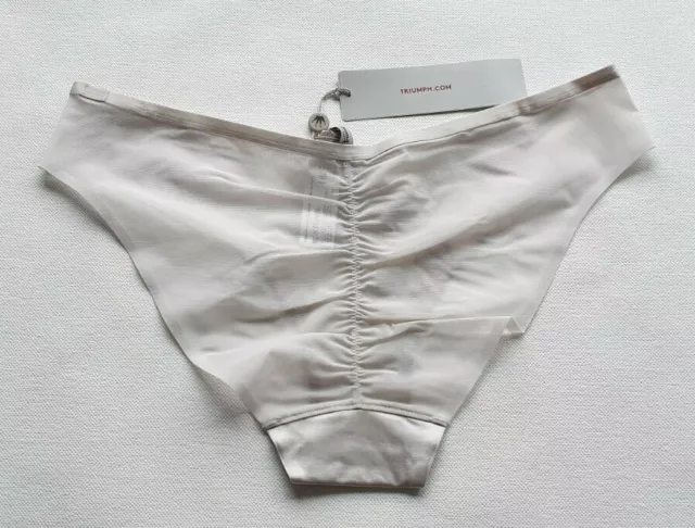 Triumph Tai Slip Marvellous Essence mit wunderschöner Spitze in Grise  grau NEU 2