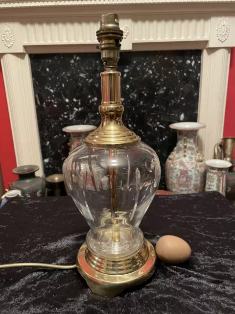 Vintage Messing & Glas elegante schwere Tischlampe (14 x 5. 5 Zoll) 1. 5 kg