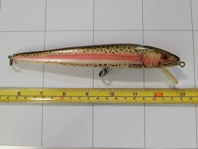 VINTAGE REBEL BIG Game Minnow Musky Size Fishing Lure Naturalized