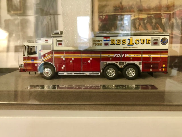Fire Replicas FDNY Ferrara Rescue 1 1/50