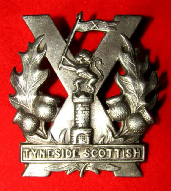 3rd or 4th PATTERN TYNESIDE SCOTTISH NORTHUMBERLAND FUSILIERS CAP BADGE - WW1