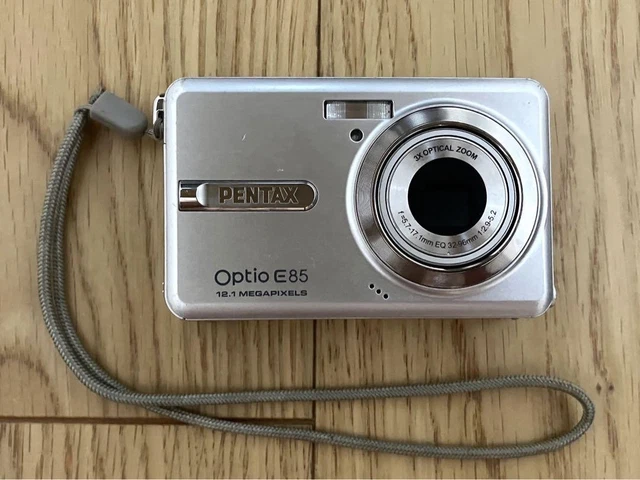 Pentax Optio E85 12.1メガピクセル Pentax Optio E85 12.1 Megapixels 3x Optical Zoom Point and