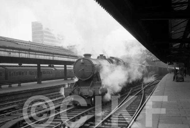 Railway   B/W  Negative   35mm   GWR  View Birmingham New St,  c 1960's.