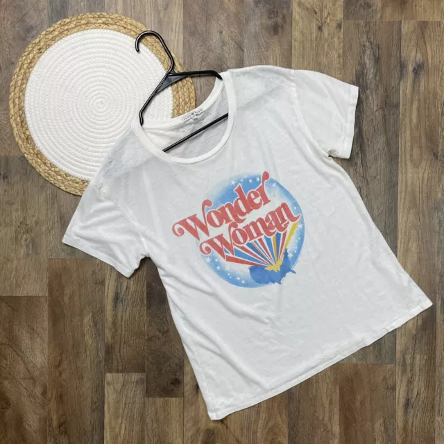 Junk Food Wonder Woman T-Shirt Size Small Lightweight Short Sleeve Graphic Tee