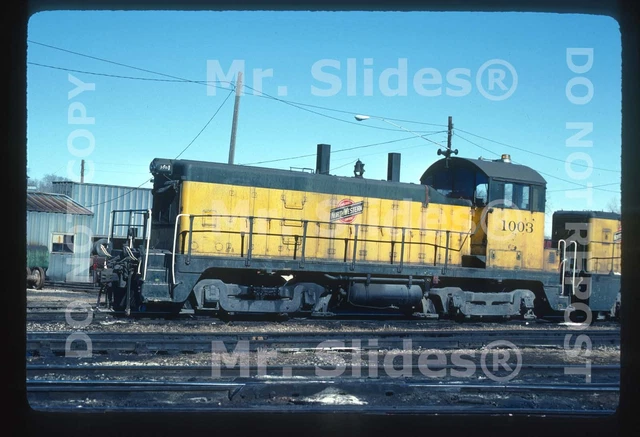 Original Slide C&NW Ry. Chicago & North Western NW2 1003 Mpls MN 1981