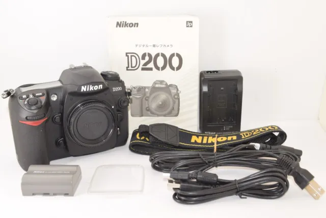 Nikon D200 10.2 MP Digital SLR Camera Body Only 149 shots! from Japan 2309070