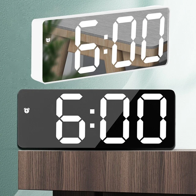 Noir/Blanc LED Numérique Réveil Bureau Mural Snooze Minuteur Présentation USB