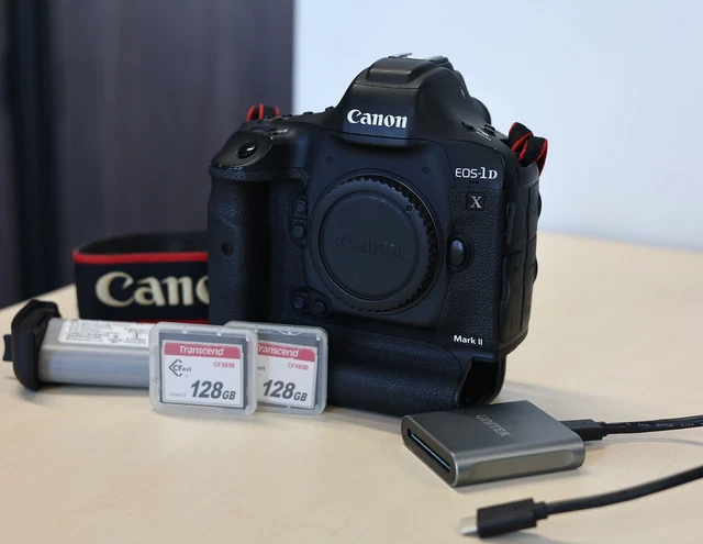 Appareil photo Reflex DSLR Canon EOS 1DX Mark II, 45k déclenchements