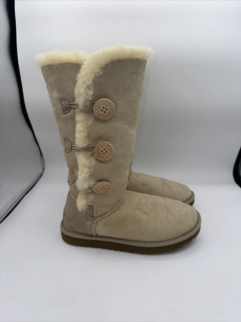 UGG 1873 CLASSIC Tall Black Bailey Button Triplet II Winter Boots