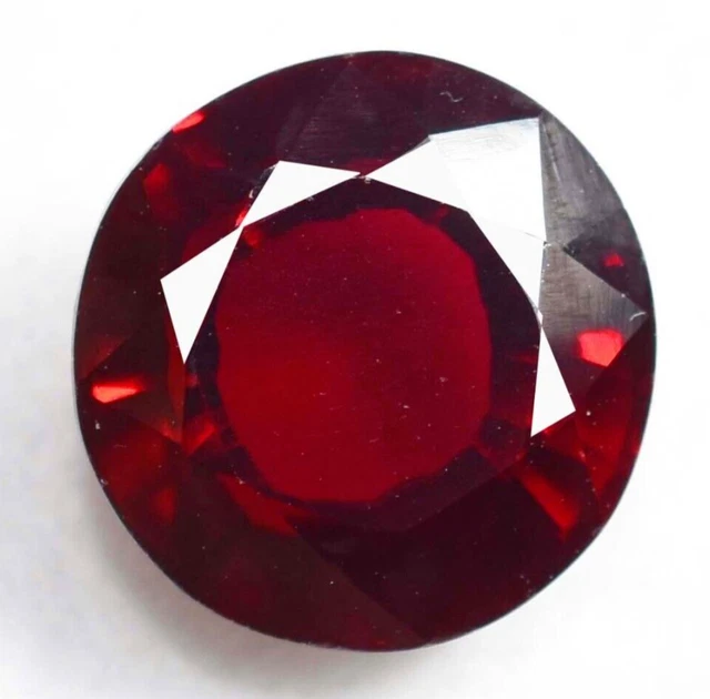 Rubis Brut De Madagascar – Rouge Pourpre – 8,55 Carats – Non Chauffé – Pièce Unique