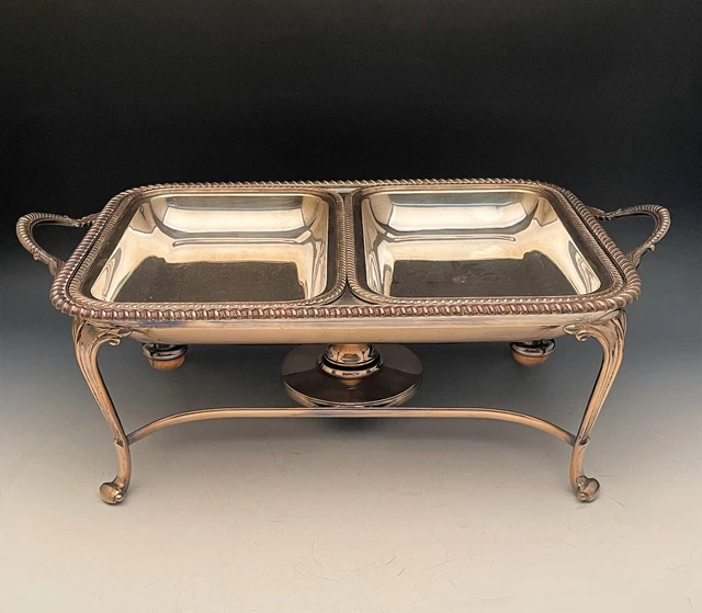 Barker Ellis English Silverplate 2 part Buffet Style Casserole Serving Dish.