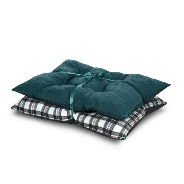 Vibrant Life Tufted Pillow Large Dog Bed Gift Set, Green Knit & Tartan Plaid