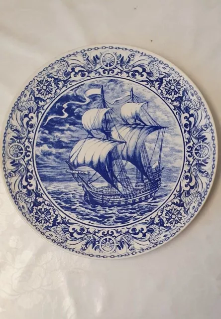 Assiette bleue de Delft Boch Frères La Louvière