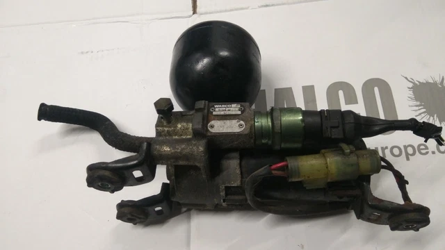 Genuine WABCO ABS Brake Accumulator For Range Rover P38 (1995-2002) – OEM STC2784