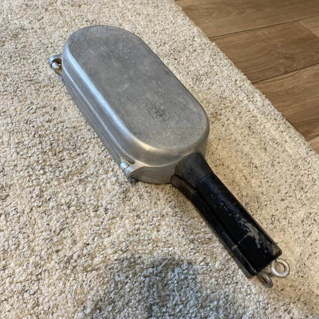 VINTAGE MIRACLE MAID Cookwareomelet Hinged Lid Skillet 59.99 PicClick