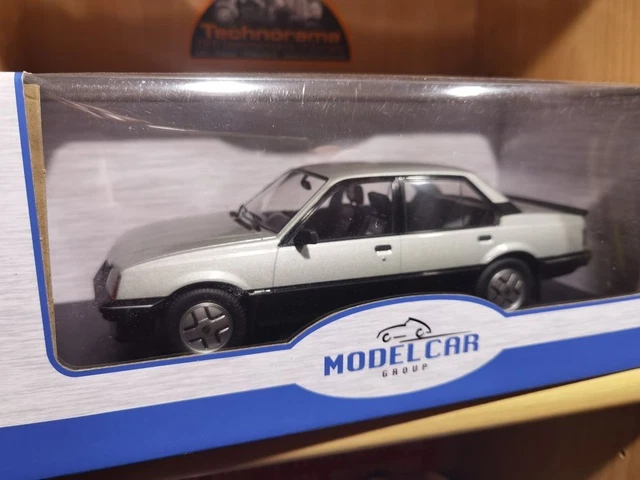 Opel Ascona C SR grün 1981 1:18 MCG