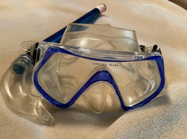 Children's Zoggs Reef Explorer Snorkelling Mask & Snorkel In See Through Bag