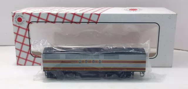 Stewart Hobbies 5038 HO DL&W EMD FT B Unit Dummy Diesel Locomotive NIB