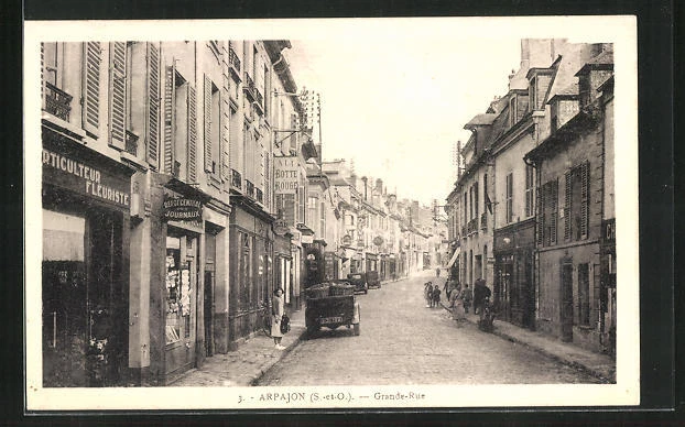 CPA Arpajon, Grande-Rue, A la Botte Rouge