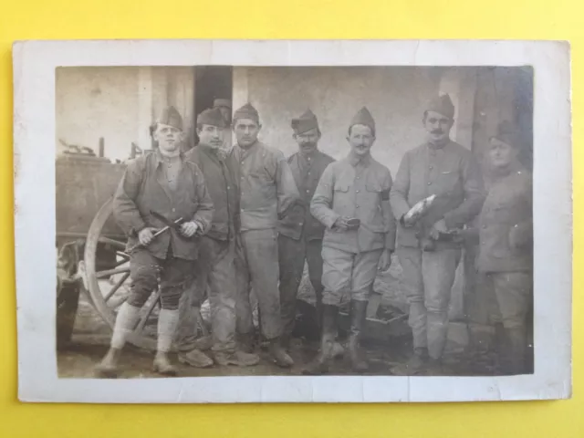 Carte Postale Photo Service MILITAIRES SOLDATS Uniforme du 107 ème Régiment