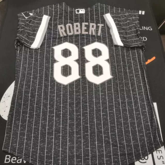 Nike Youth Chicago White Sox Luis Robert #88 Cool Base Black Jersey