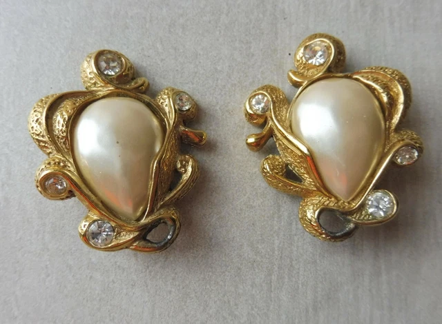 Boucles D'oreilles Clips Vintage GUY LAROCHE Perles Dorées - Modèle Rare
