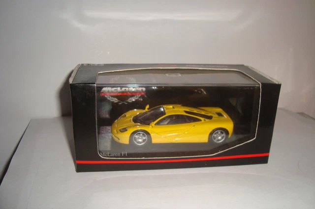 Minichamps 1/43 - McLaren F1 1993 jaune