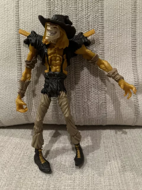 Kenner Batman: Legends Of The Dark Knight TWISTER STRIKE SCARECROW Figure 1997