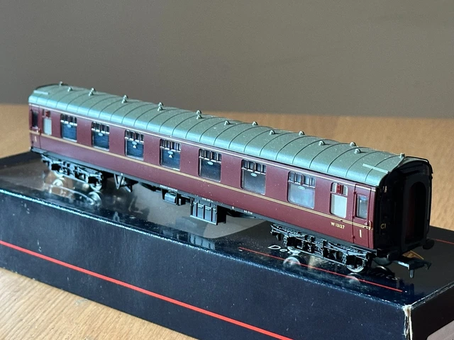 BACHMANN BRANCHLINE OO Gauge 39-151C BR Mk1 FK W13127 Corridor 1st ...