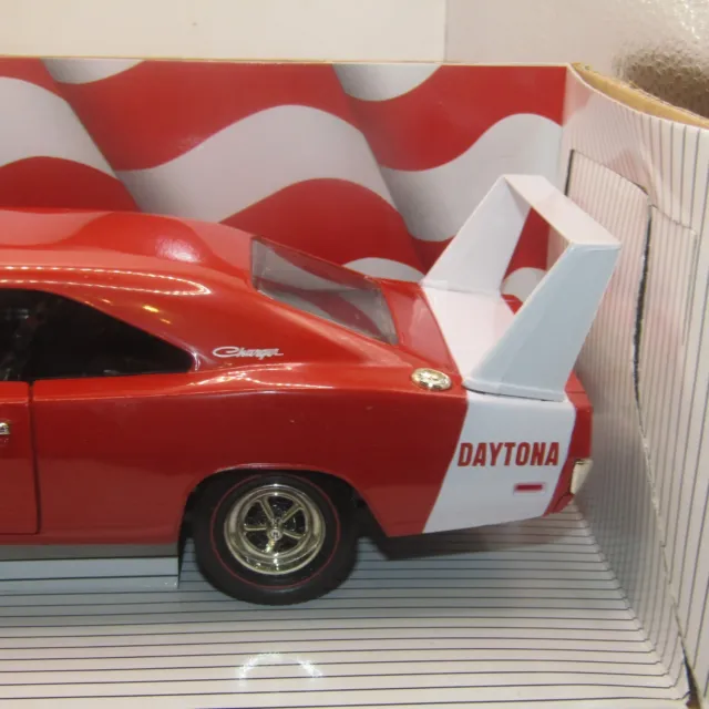 ERTL American Muscle 1/18 rot 1969 Dodge Ladegerät Daytona verpackt - TOP! 3